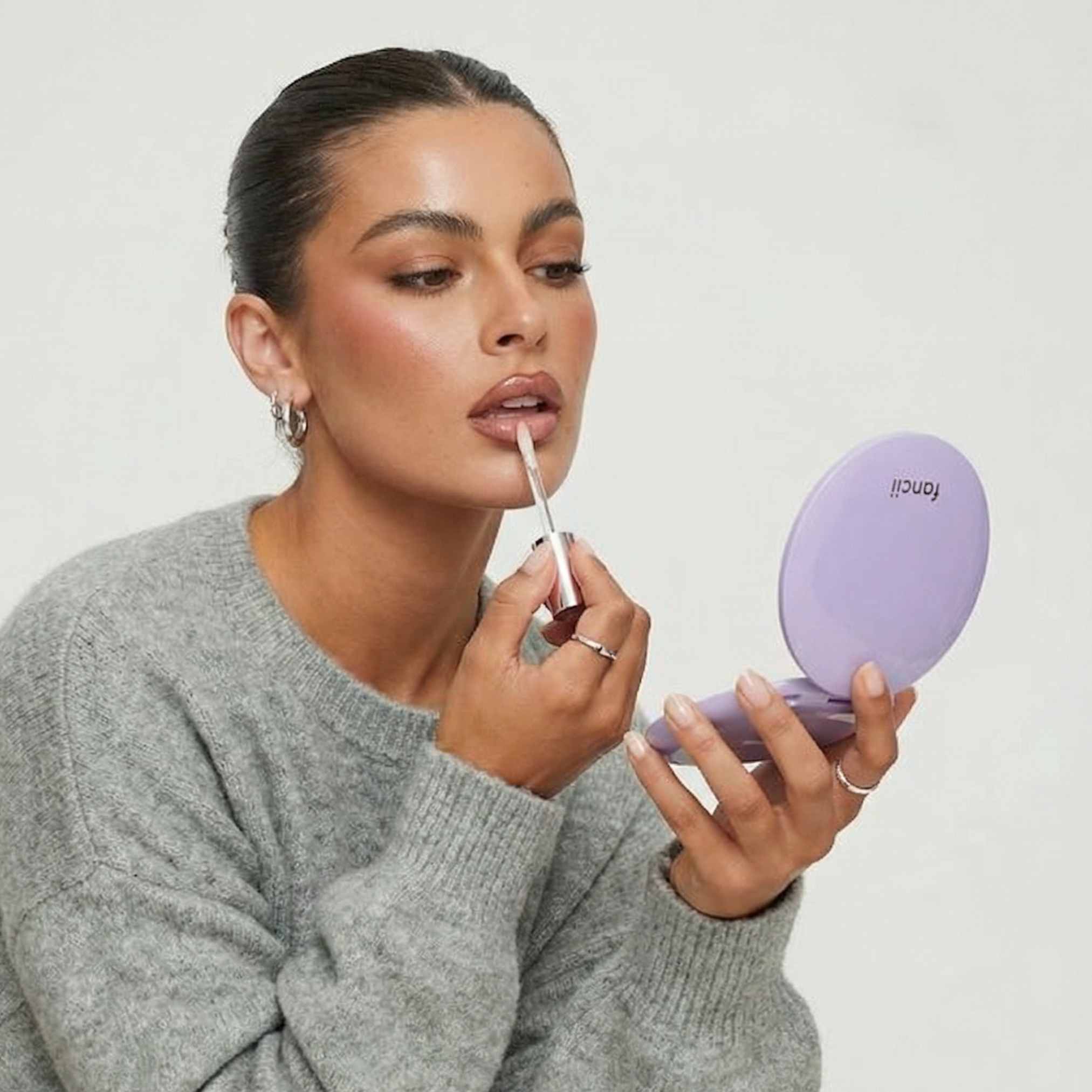 Mini Taylor LED Compact Mirror - Image 19