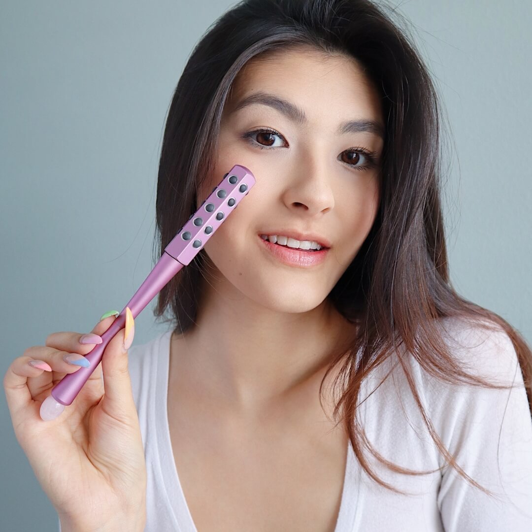 Remi Uplift Facial Massage Roller - Image 12